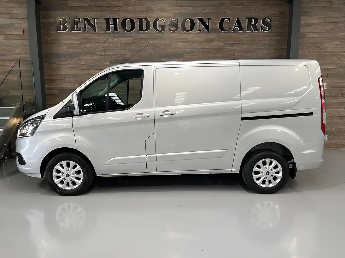 Used 2022 Ford Transit Custom Limited Silver - Interior and Exterior details 4