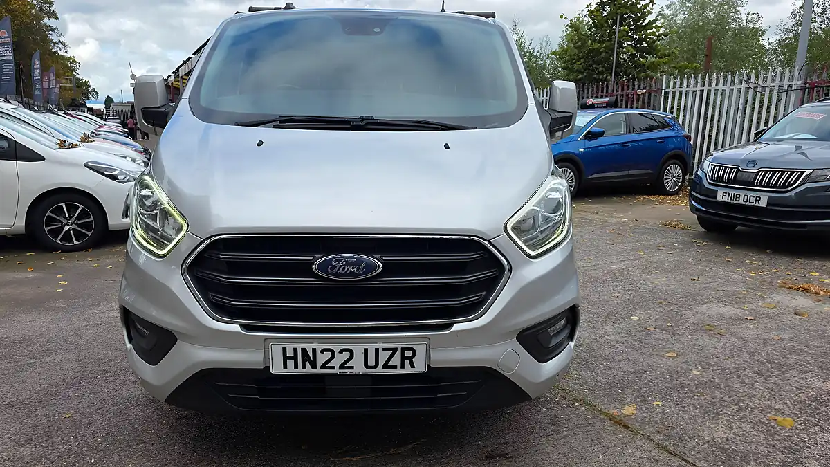 Used 2022 Ford Transit Custom Limited Silver - Interior and Exterior details 7