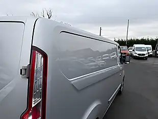 Used 2022 Ford Transit Custom Limited Silver - Interior and Exterior details 20