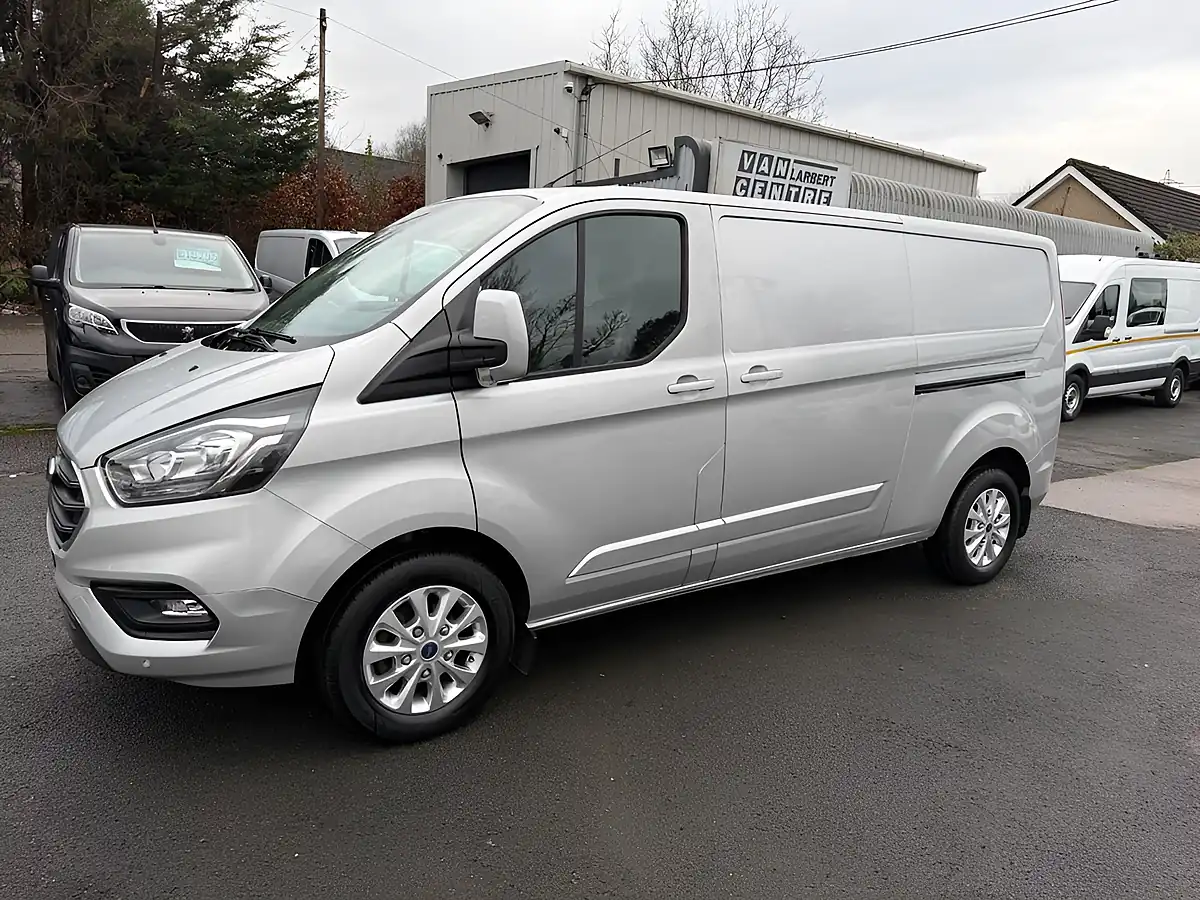 Used 2022 Ford Transit Custom Limited Silver - Interior and Exterior details 9