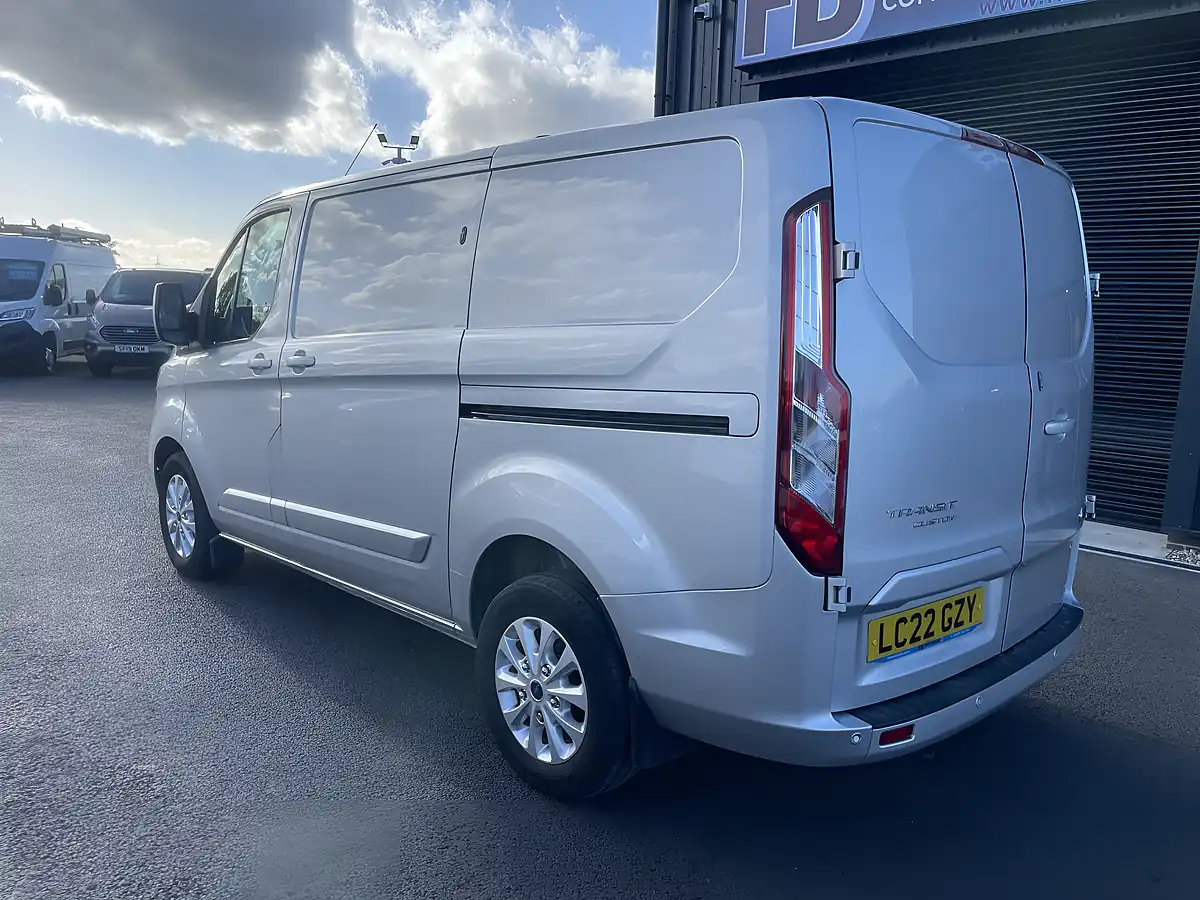 Used 2022 Ford Transit Custom Limited Swb Silver - Interior and Exterior details 5