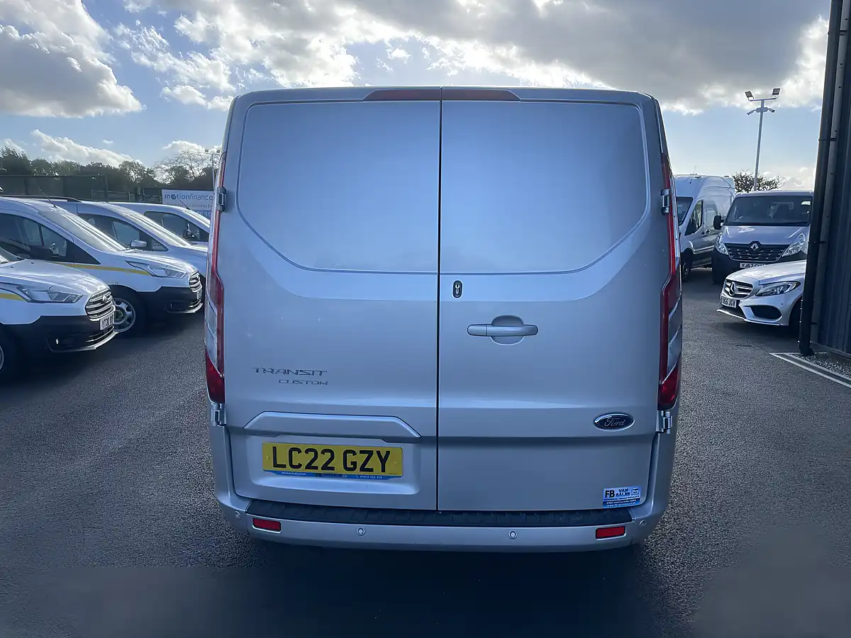 Used 2022 Ford Transit Custom Limited Swb Silver - Interior and Exterior details 6