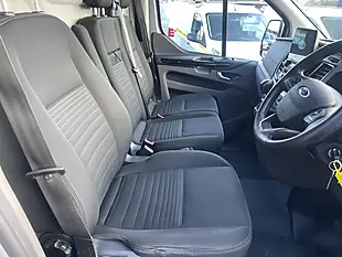 Used 2022 Ford Transit Custom Limited Swb Silver - Interior and Exterior details 9