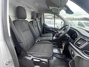 Used 2022 Ford Transit Custom Limited Swb Silver - Interior and Exterior details 10