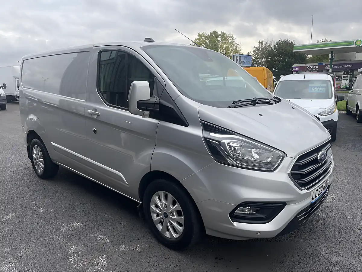Used 2022 Ford Transit Custom Limited Swb Silver - Interior and Exterior details 4