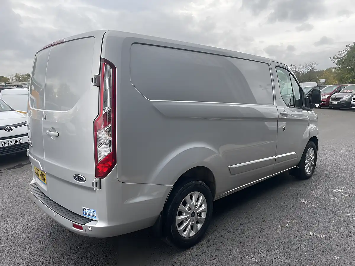 Used 2022 Ford Transit Custom Limited Swb Silver - Interior and Exterior details 5
