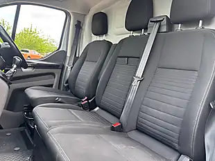 Used 2022 Ford Transit Custom Limited White - Interior and Exterior details 17