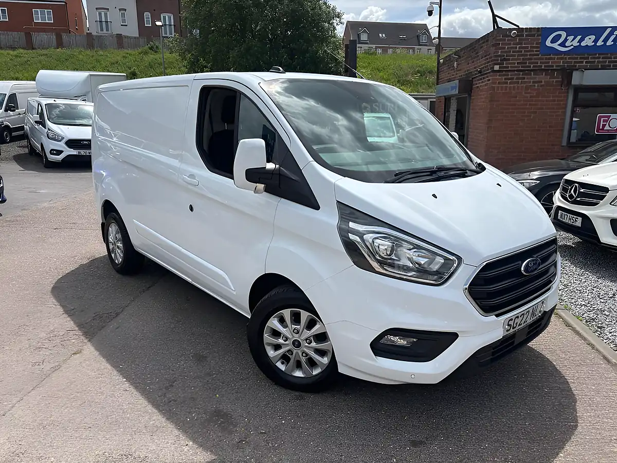 Used 2022 Ford Transit Custom Limited White - Interior and Exterior details 3