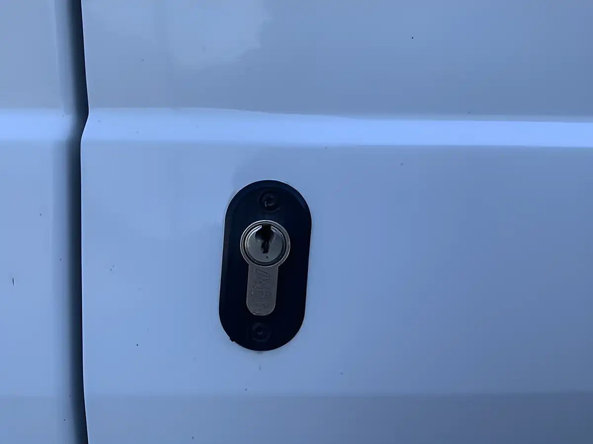 Used 2022 Ford Transit Custom Limited White - Interior and Exterior details 15