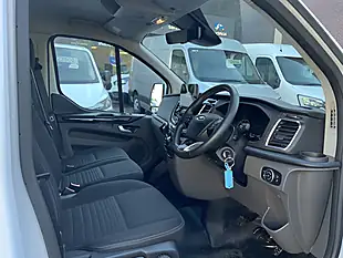 Used 2022 Ford Transit Custom Limited White - Interior and Exterior details 17