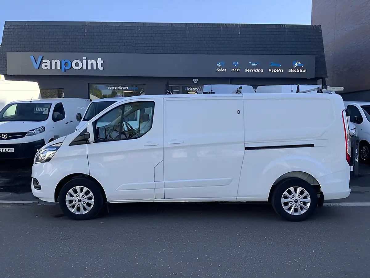 Used 2022 Ford Transit Custom Limited White - Interior and Exterior details 7