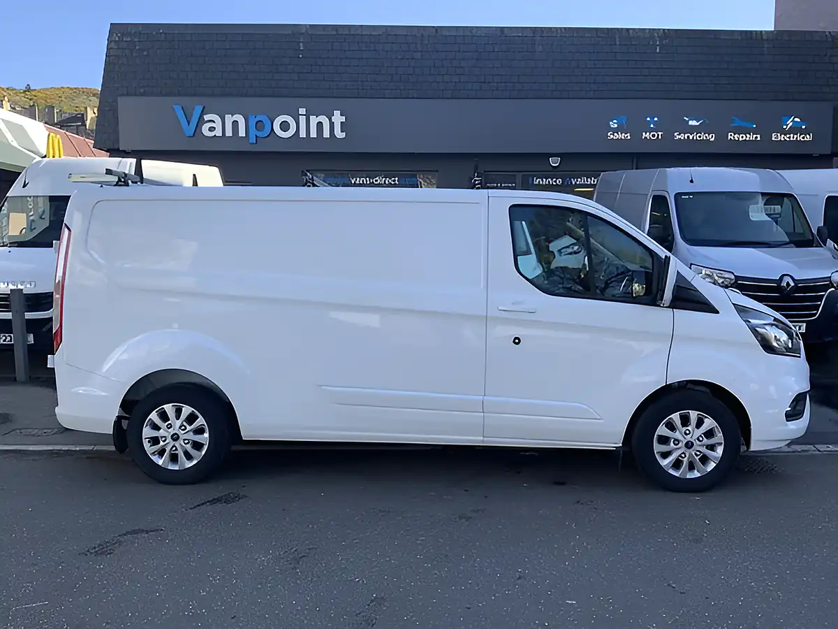 Used 2022 Ford Transit Custom Limited White - Interior and Exterior details 8
