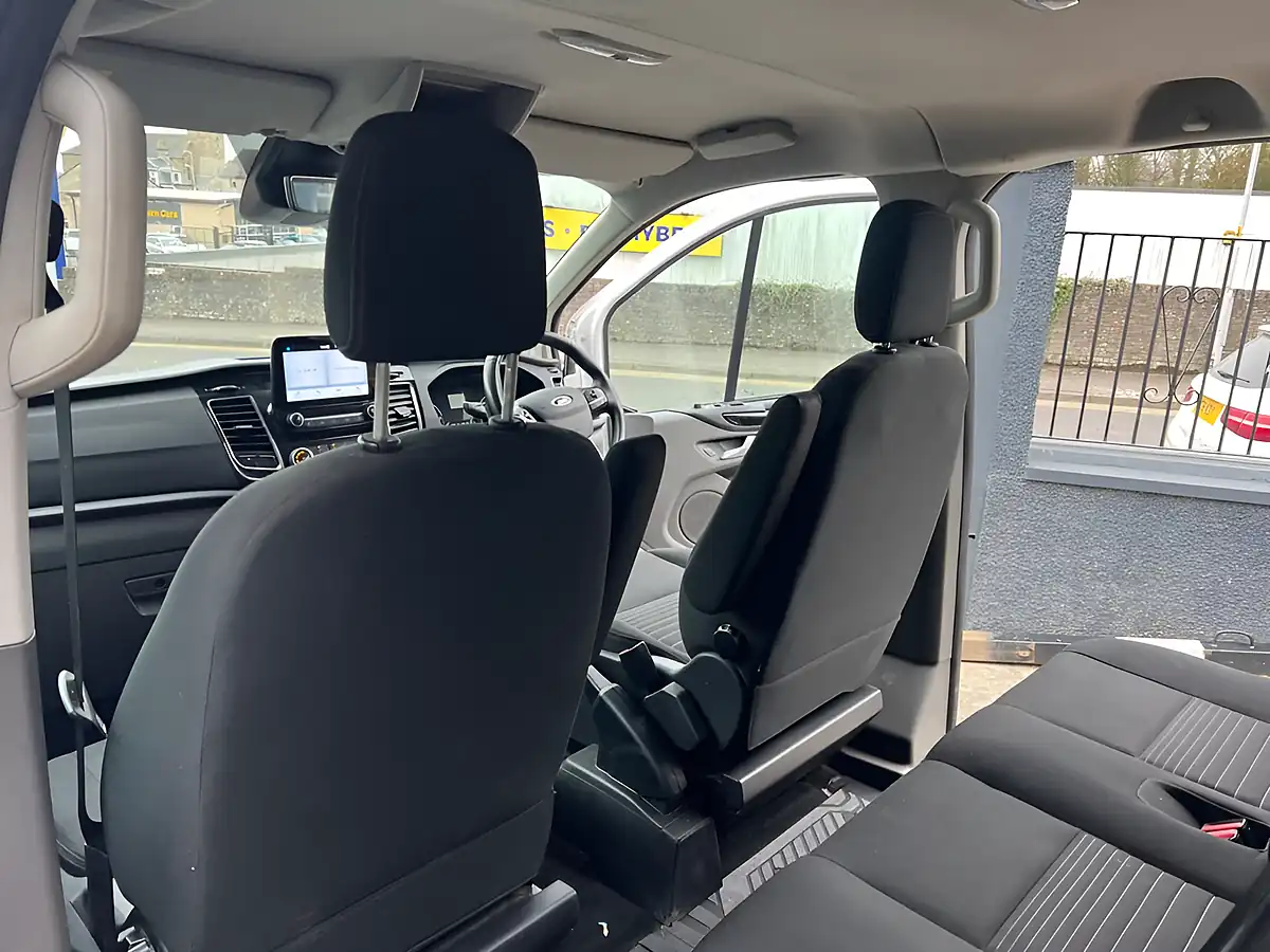 Used 2022 Ford Transit Custom Limited White - Interior and Exterior details 13