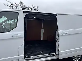 Used 2022 Ford Transit Custom Limited White - Interior and Exterior details 17