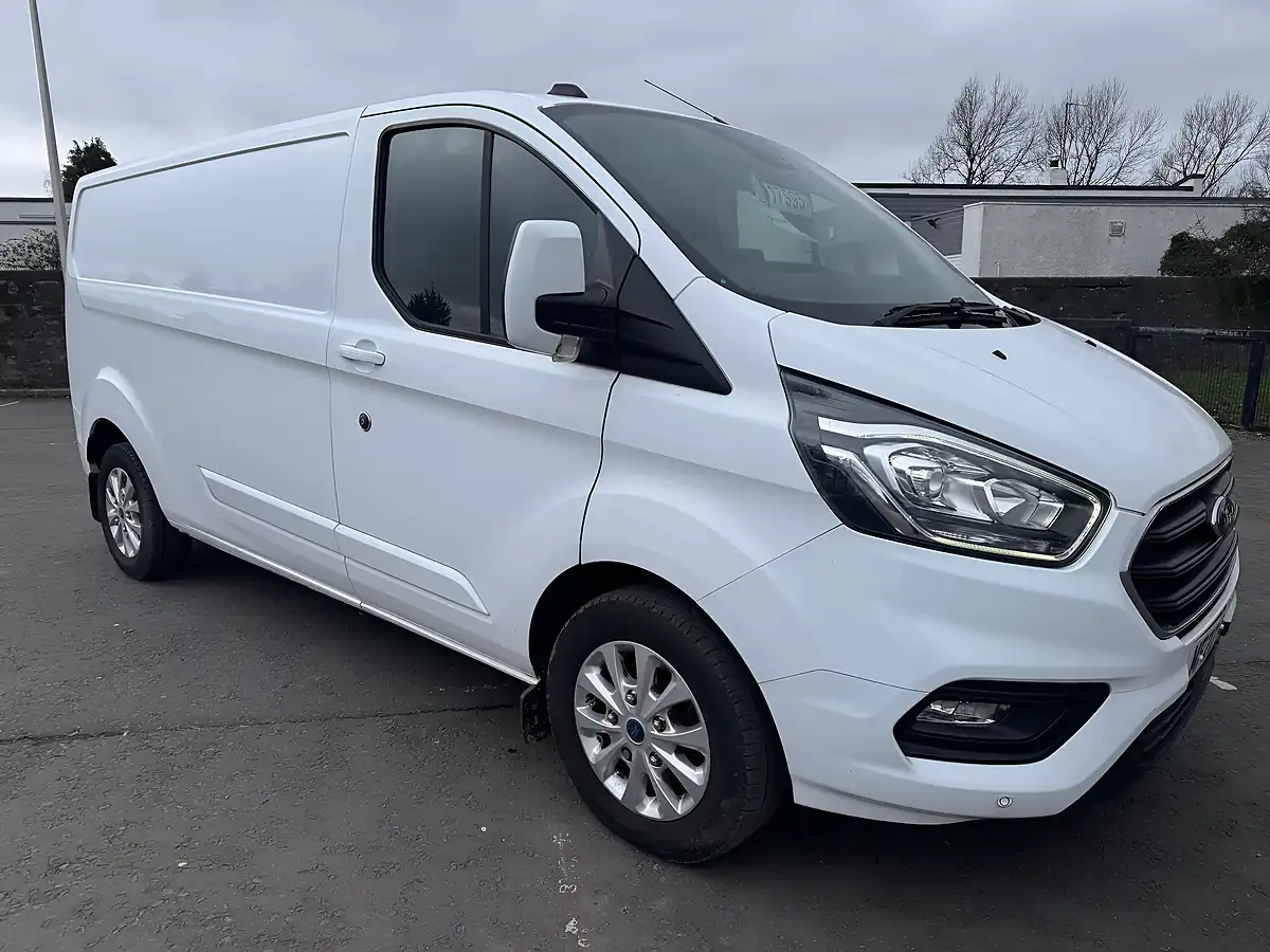 Used 2022 Ford Transit Custom Limited White - Interior and Exterior details 9