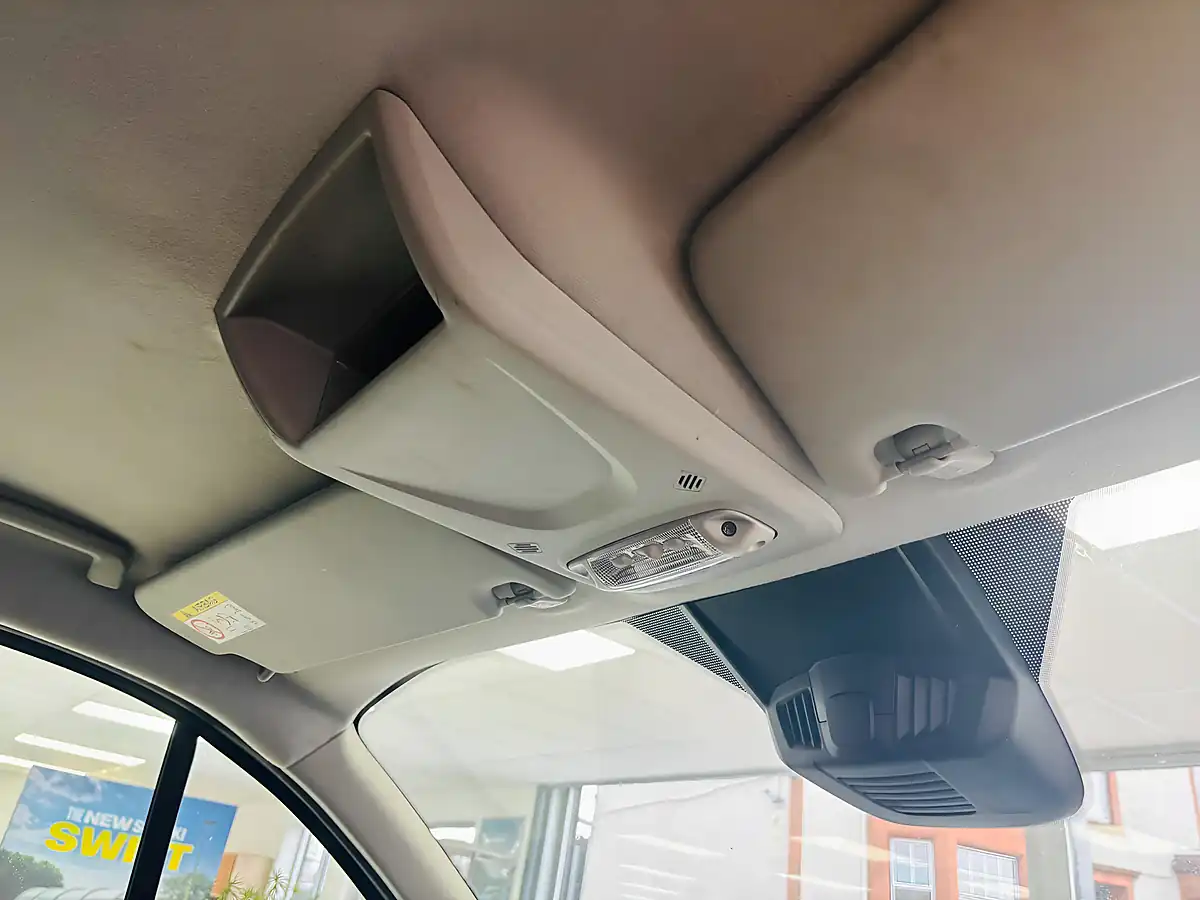 Used 2022 Ford Transit Custom Limited White - Interior and Exterior details 20
