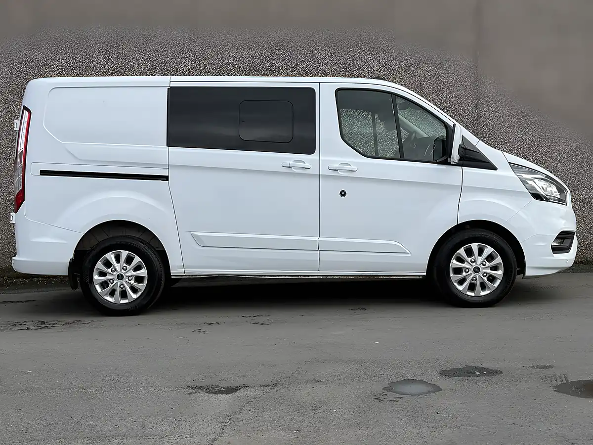Used 2022 Ford Transit Custom Limited White - Interior and Exterior details 2