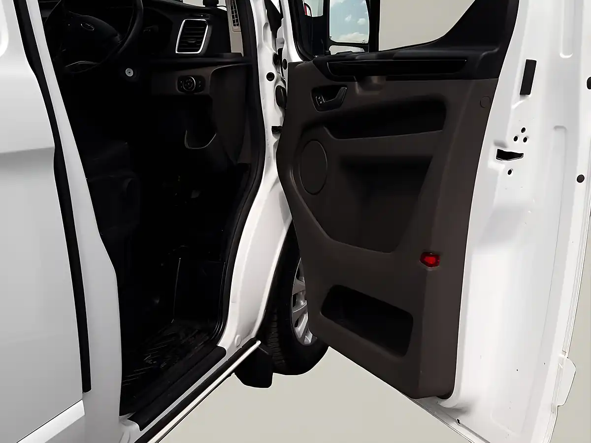 Used 2022 Ford Transit Custom Limited White - Interior and Exterior details 15