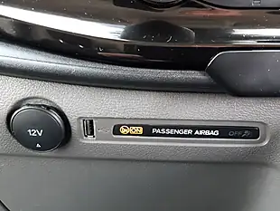 Used 2022 Ford Transit Custom Limited White - Interior and Exterior details 18