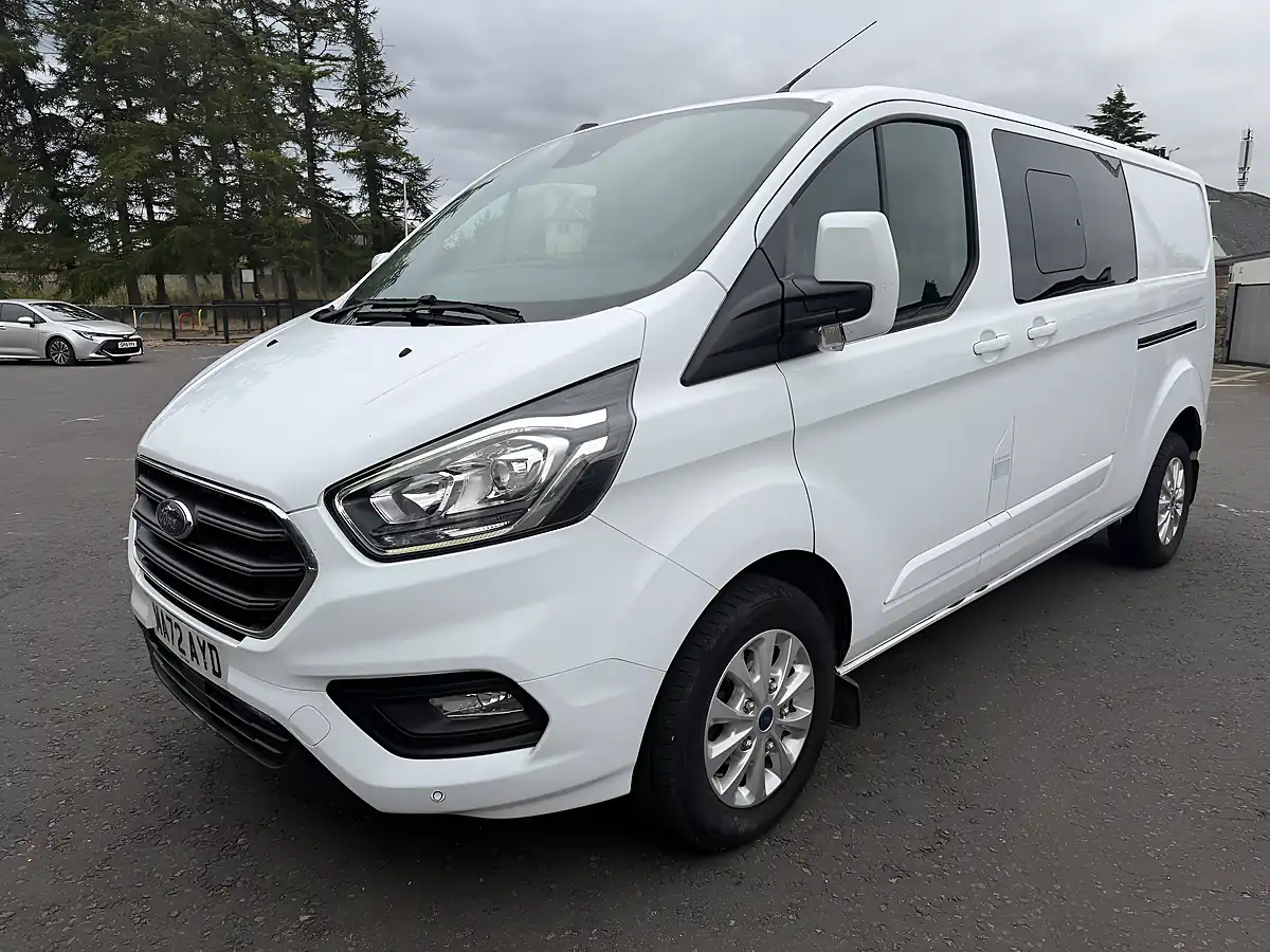 Used 2022 Ford Transit Custom Limited White - Interior and Exterior details 3