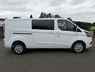 Used 2022 Ford Transit Custom Limited White - Interior and Exterior details 8