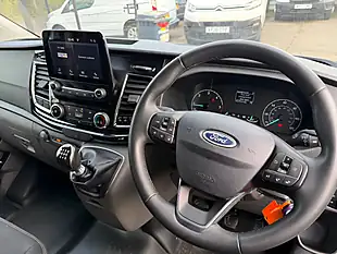 Used 2022 Ford Transit Custom Limited White - Interior and Exterior details 13