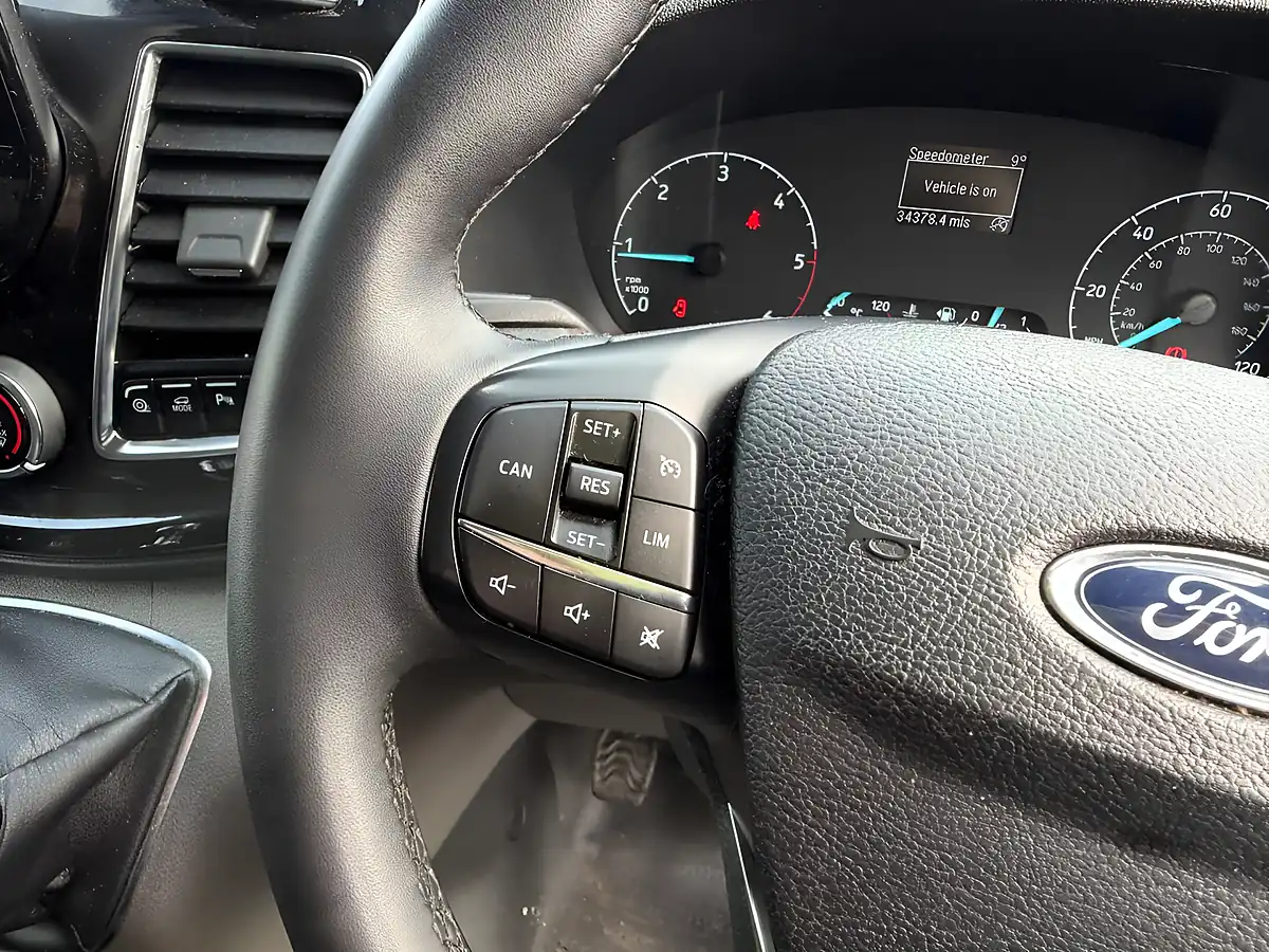 Used 2022 Ford Transit Custom Limited White - Interior and Exterior details 14