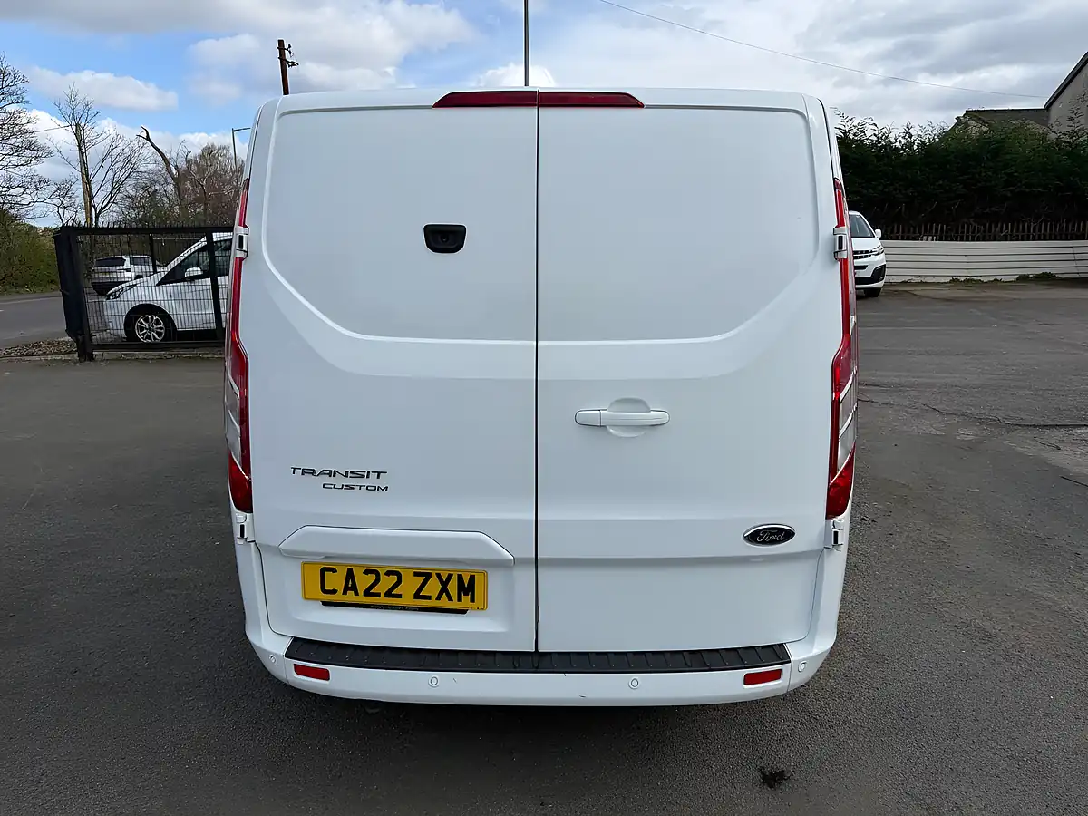 Used 2022 Ford Transit Custom Limited White - Interior and Exterior details 8
