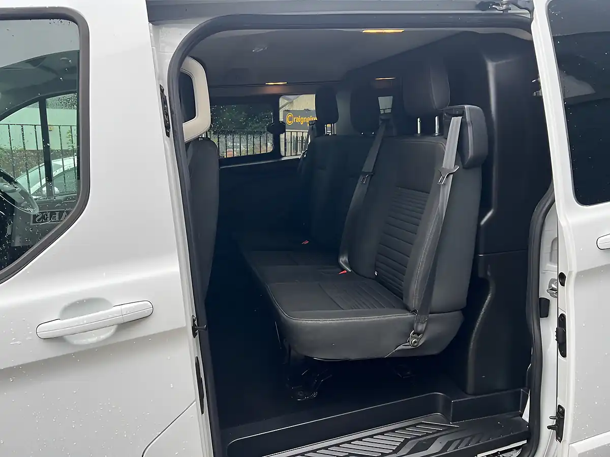 Used 2022 Ford Transit Custom Limited White - Interior and Exterior details 10