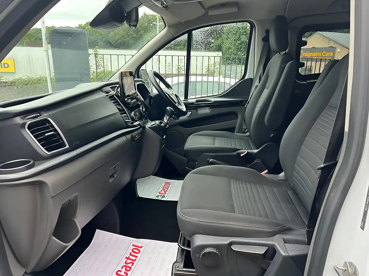 Used 2022 Ford Transit Custom Limited White - Interior and Exterior details 12
