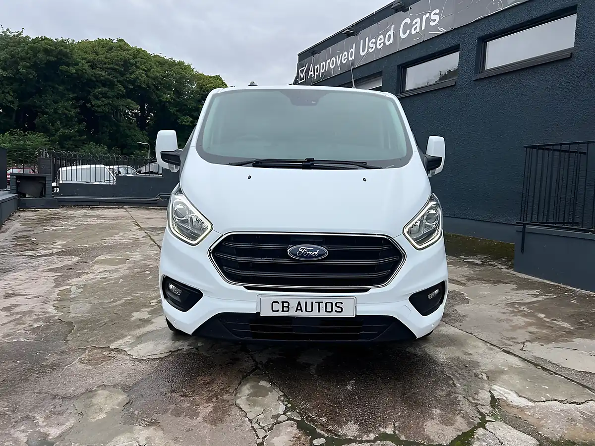 Used 2022 Ford Transit Custom Limited White - Interior and Exterior details 2