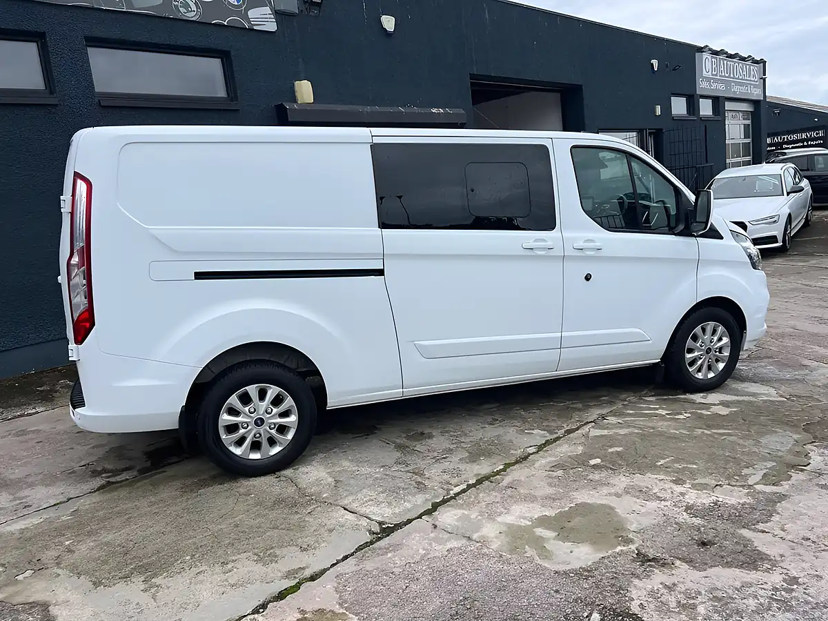 Used 2022 Ford Transit Custom Limited White - Interior and Exterior details 3