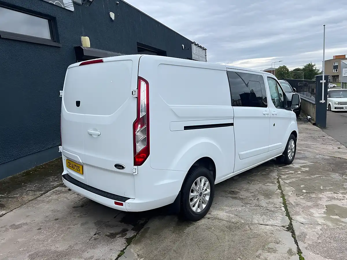 Used 2022 Ford Transit Custom Limited White - Interior and Exterior details 4