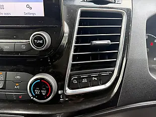 Used 2022 Ford Transit Custom Limited White - Interior and Exterior details 17