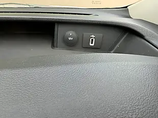 Used 2022 Ford Transit Custom Limited White - Interior and Exterior details 20