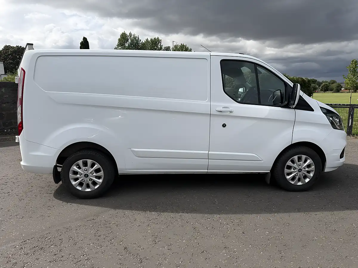 Used 2022 Ford Transit Custom Limited White - Interior and Exterior details 6