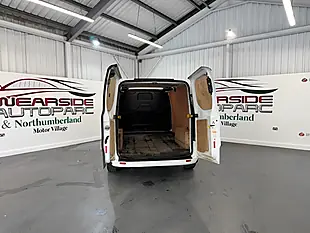Used 2022 Ford Transit Custom Limited White - Interior and Exterior details 10