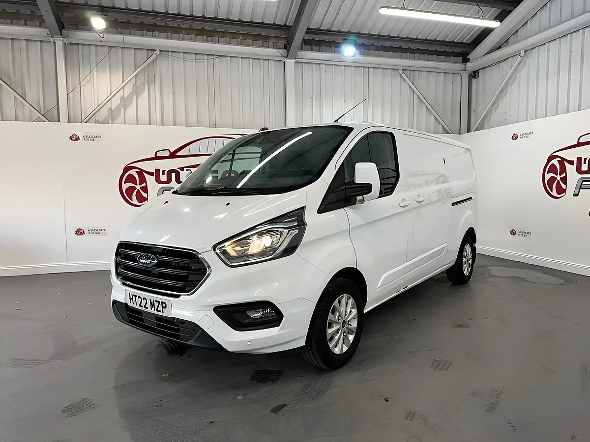 Used 2022 Ford Transit Custom Limited White - Interior and Exterior details 3