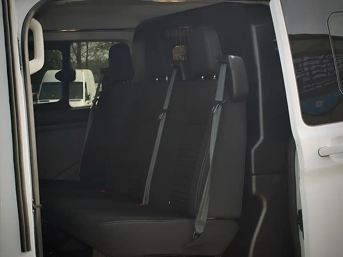 Used 2022 Ford Transit Custom Limited White - Interior and Exterior details 13