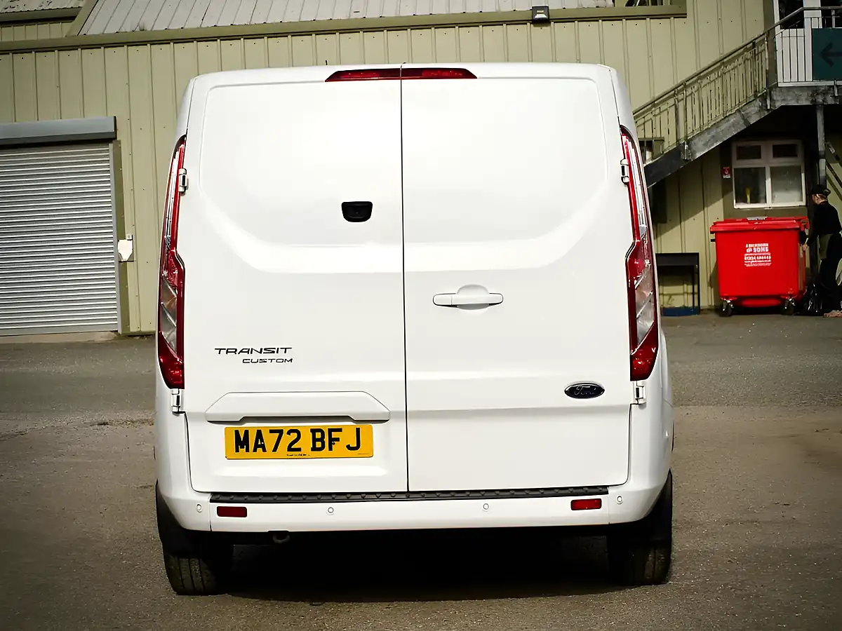 Used 2022 Ford Transit Custom Limited White - Interior and Exterior details 3