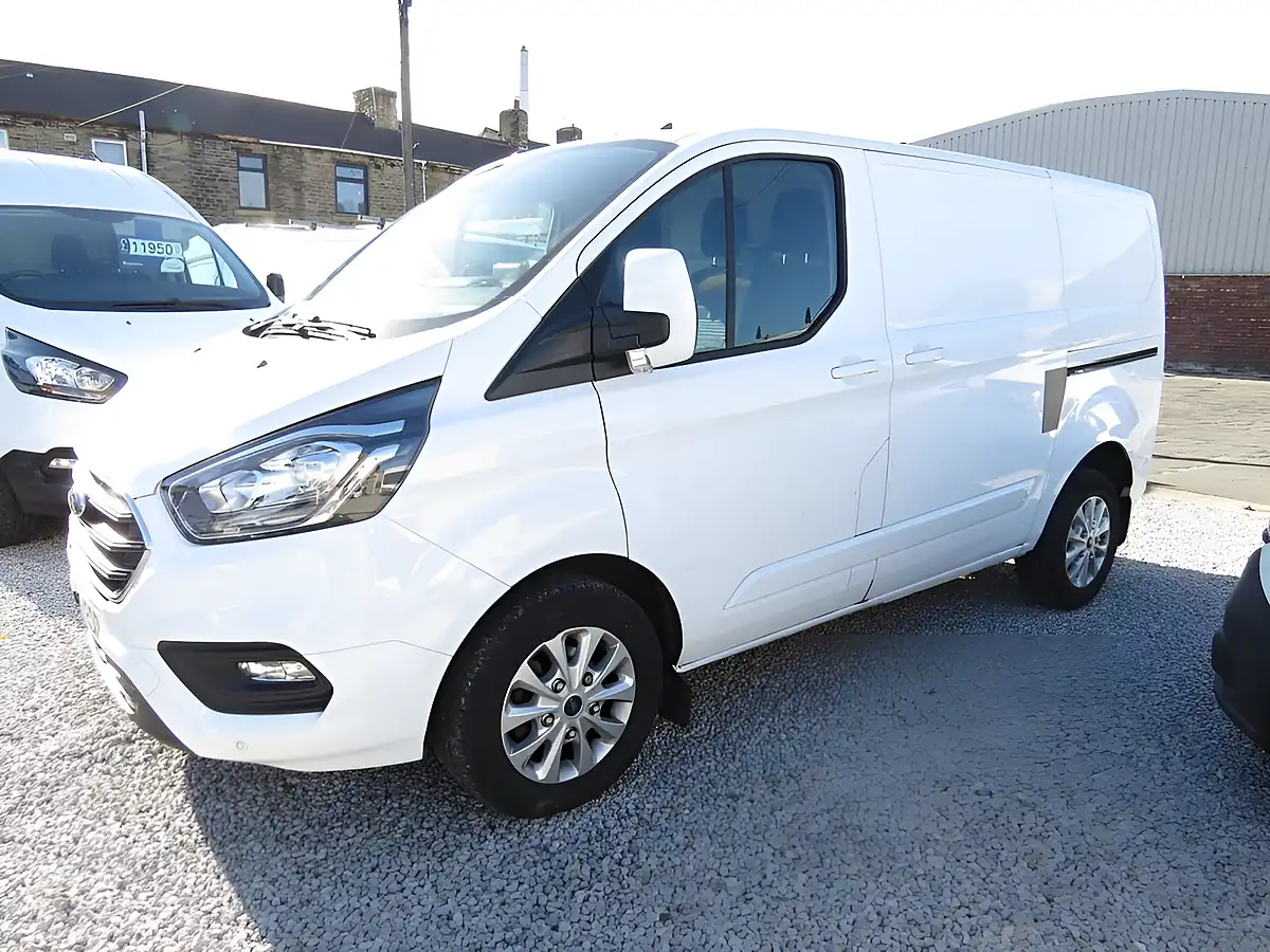 Used 2022 Ford Transit Custom Limited White - Interior and Exterior details 10