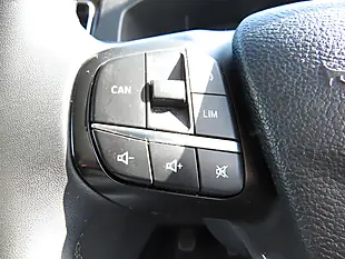 Used 2022 Ford Transit Custom Limited White - Interior and Exterior details 14