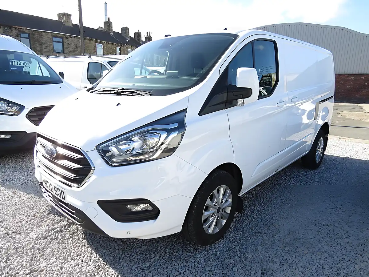 Used 2022 Ford Transit Custom Limited White - Interior and Exterior details 4