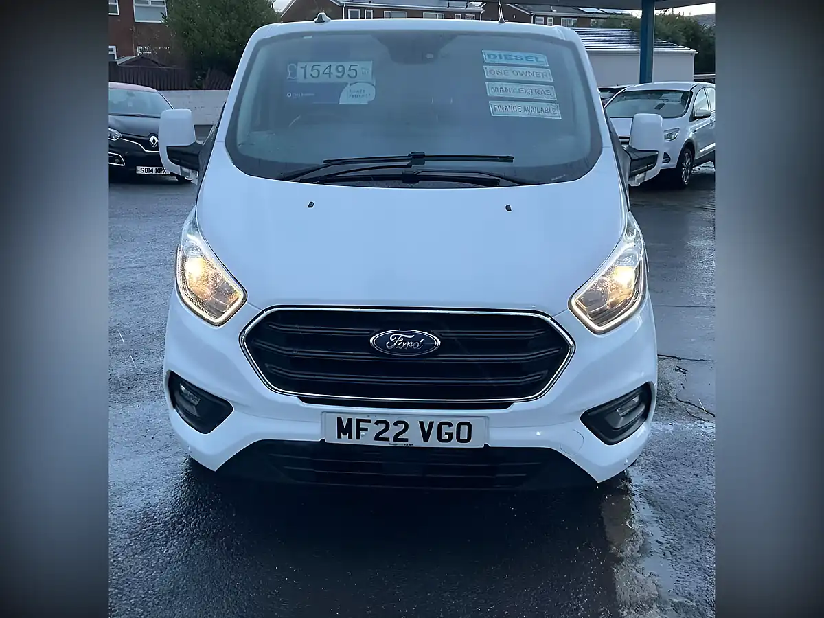 Used 2022 Ford Transit Custom Limited White - Interior and Exterior details 11