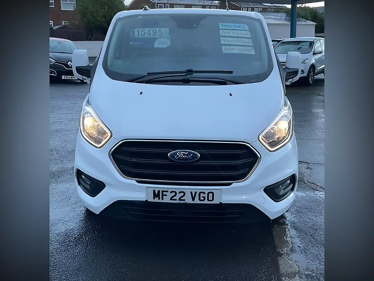 Used 2022 Ford Transit Custom Limited White - Interior and Exterior details 3