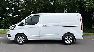 Used 2022 Ford Transit Custom Limited White - Interior and Exterior details 4