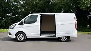 Used 2022 Ford Transit Custom Limited White - Interior and Exterior details 5