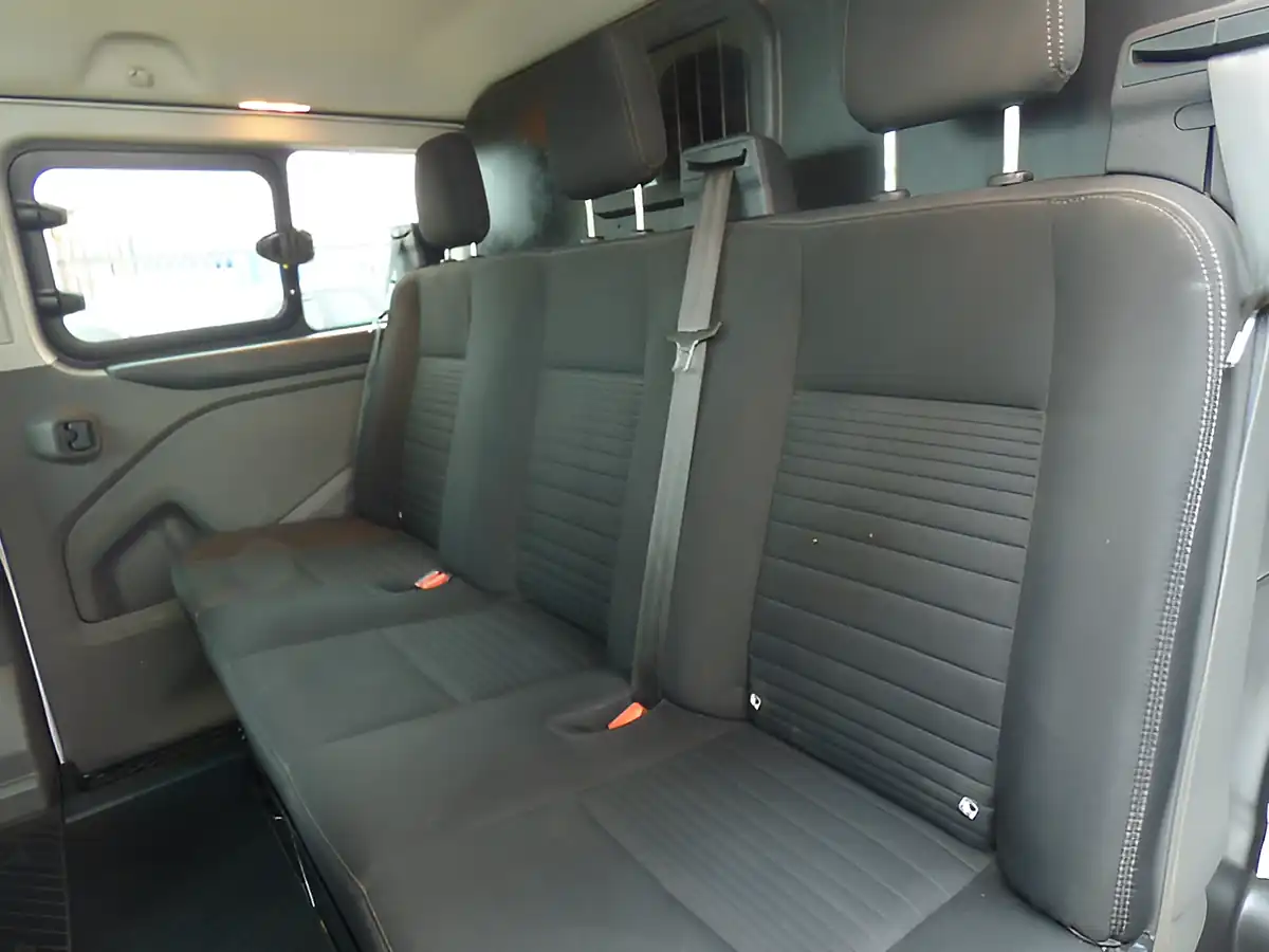 Used 2022 Ford Transit Custom Limited White - Interior and Exterior details 10