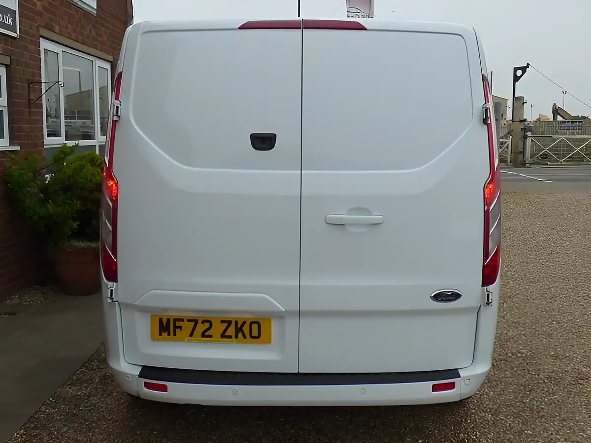 Used 2022 Ford Transit Custom Limited White - Interior and Exterior details 7