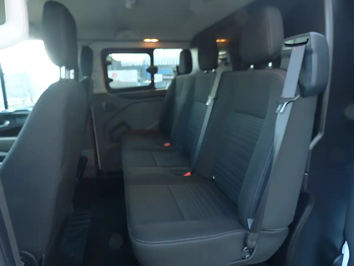 Used 2022 Ford Transit Custom Limited White - Interior and Exterior details 9